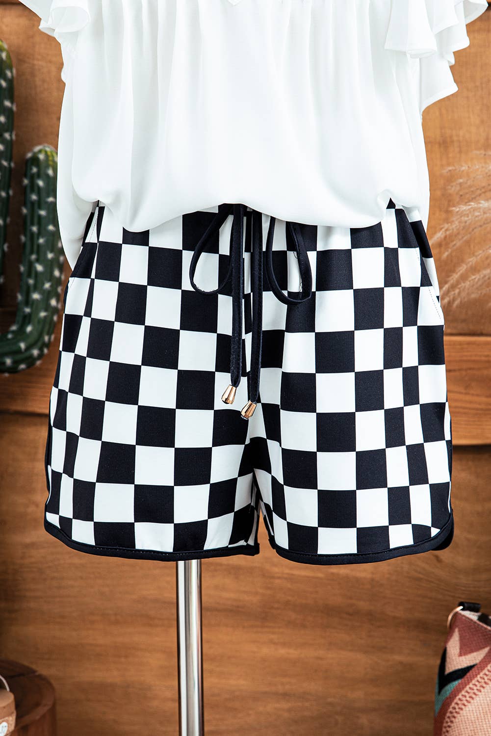 Fashion-W Checkered Drawstring Waist Casual Shorts