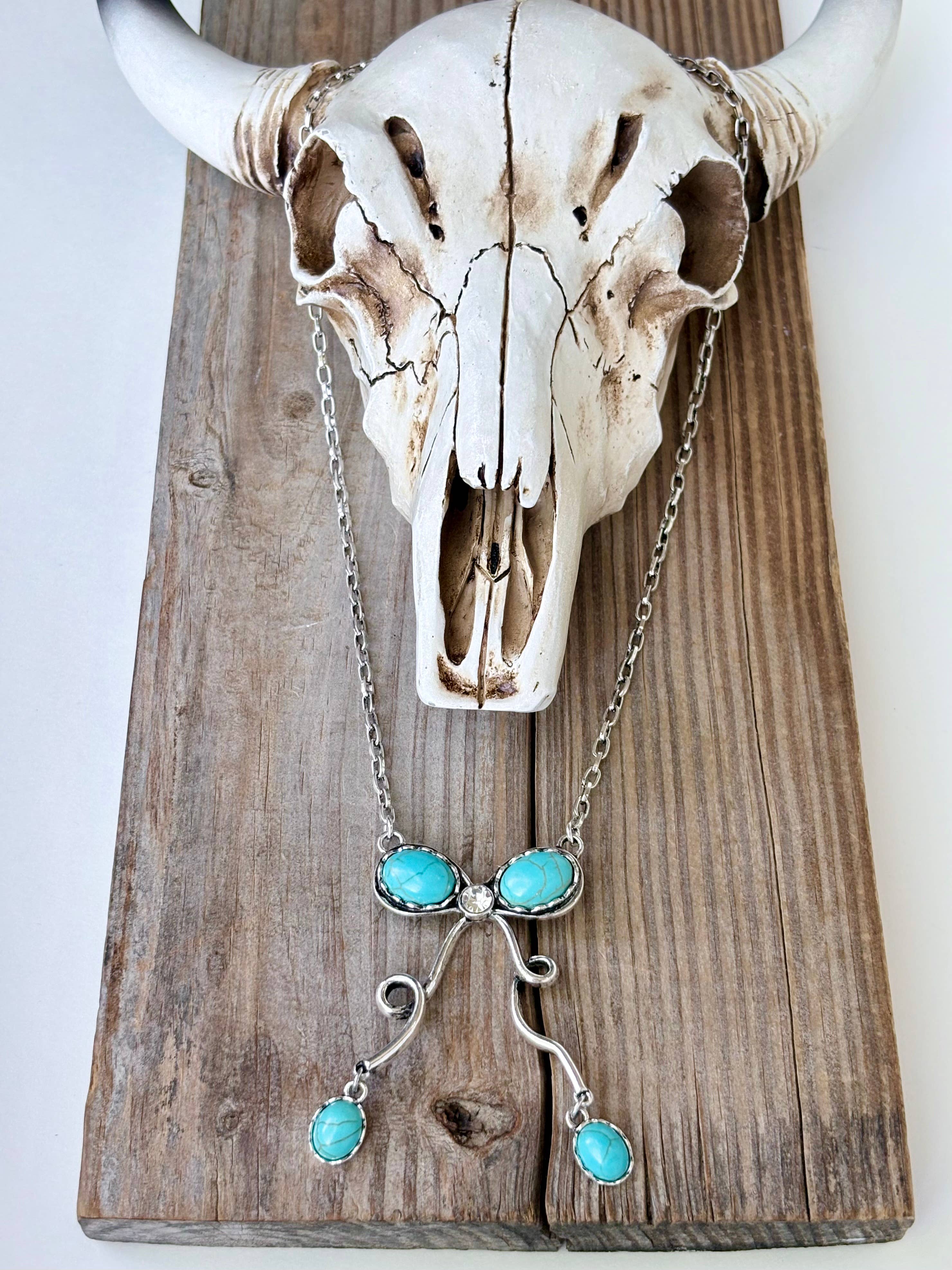 Western Style Turquoise Stone Coquette Bow Pendant Necklace