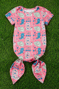 COWGIRL & BOOTS & HAT PRINTED BABY GOWN