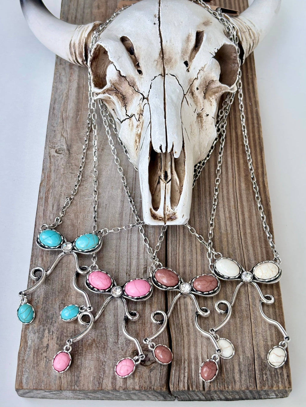 Western Style Turquoise Stone Coquette Bow Pendant Necklace