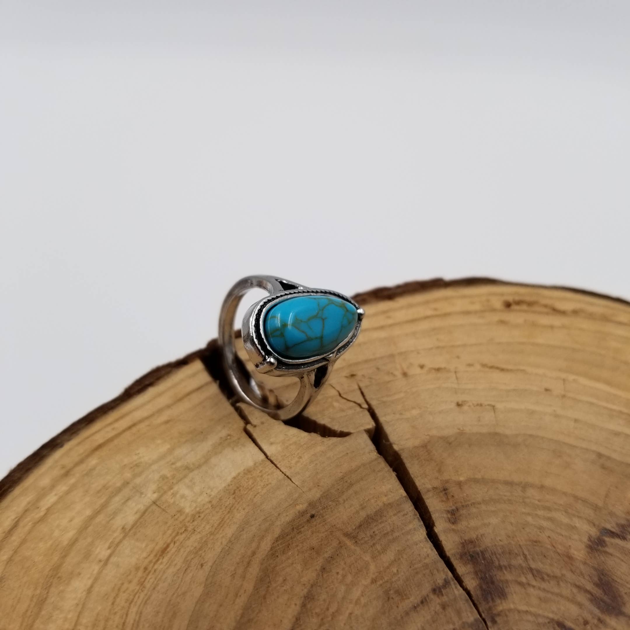 Retro Geometric Turquoise Ring