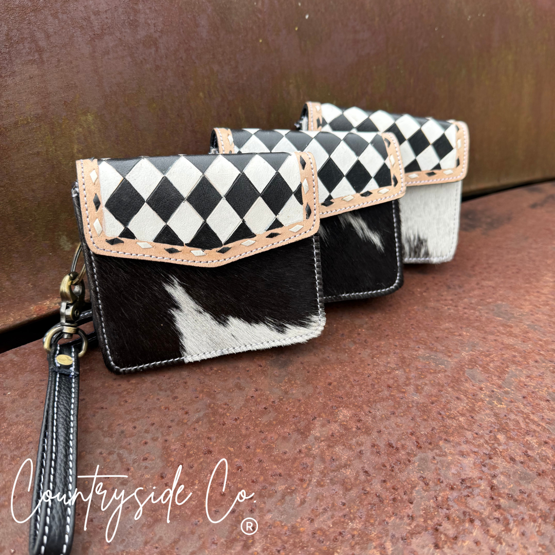 Cassie Checkered Wallet Wristlet