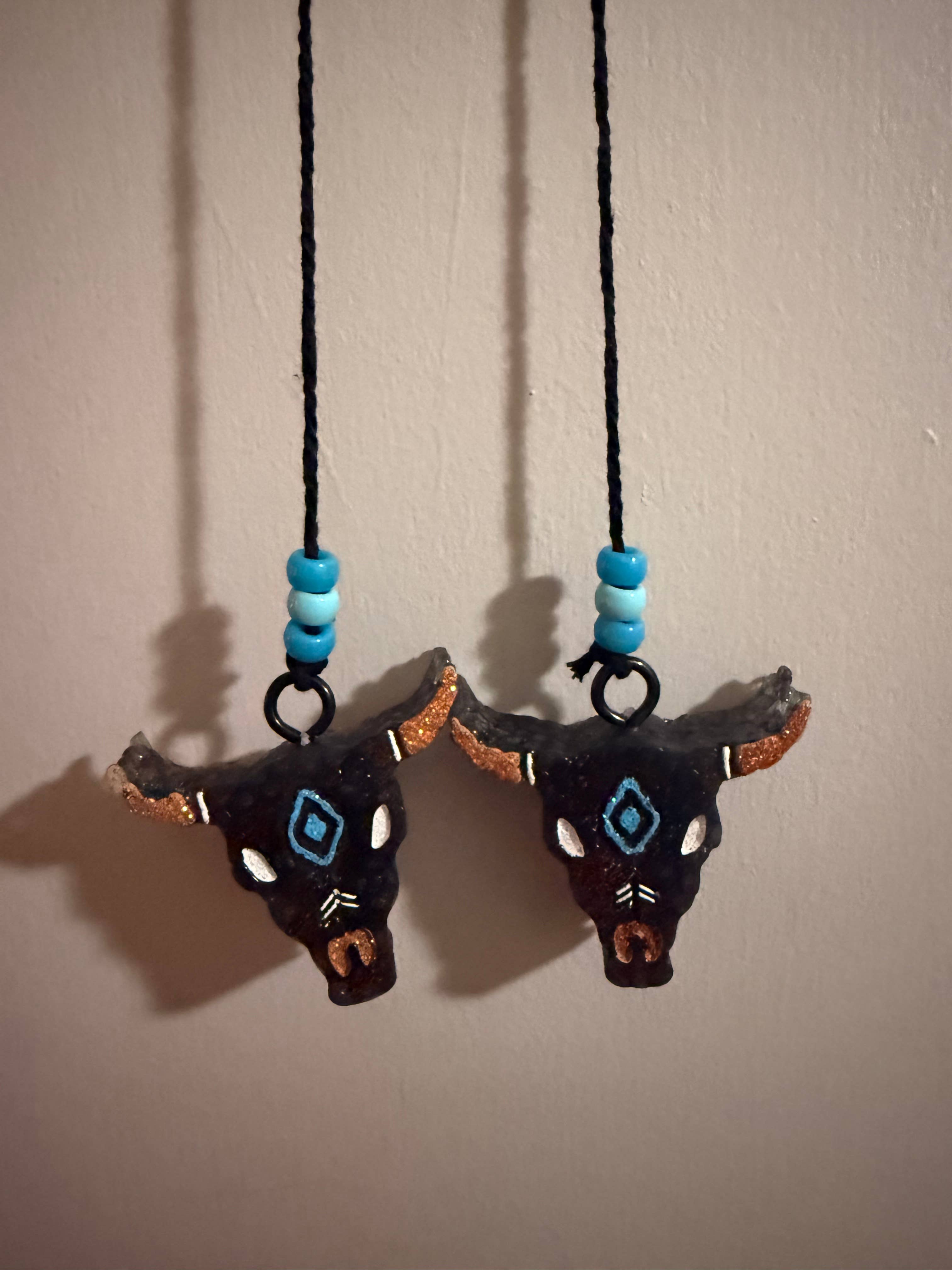 Bull Vents On String Freshie