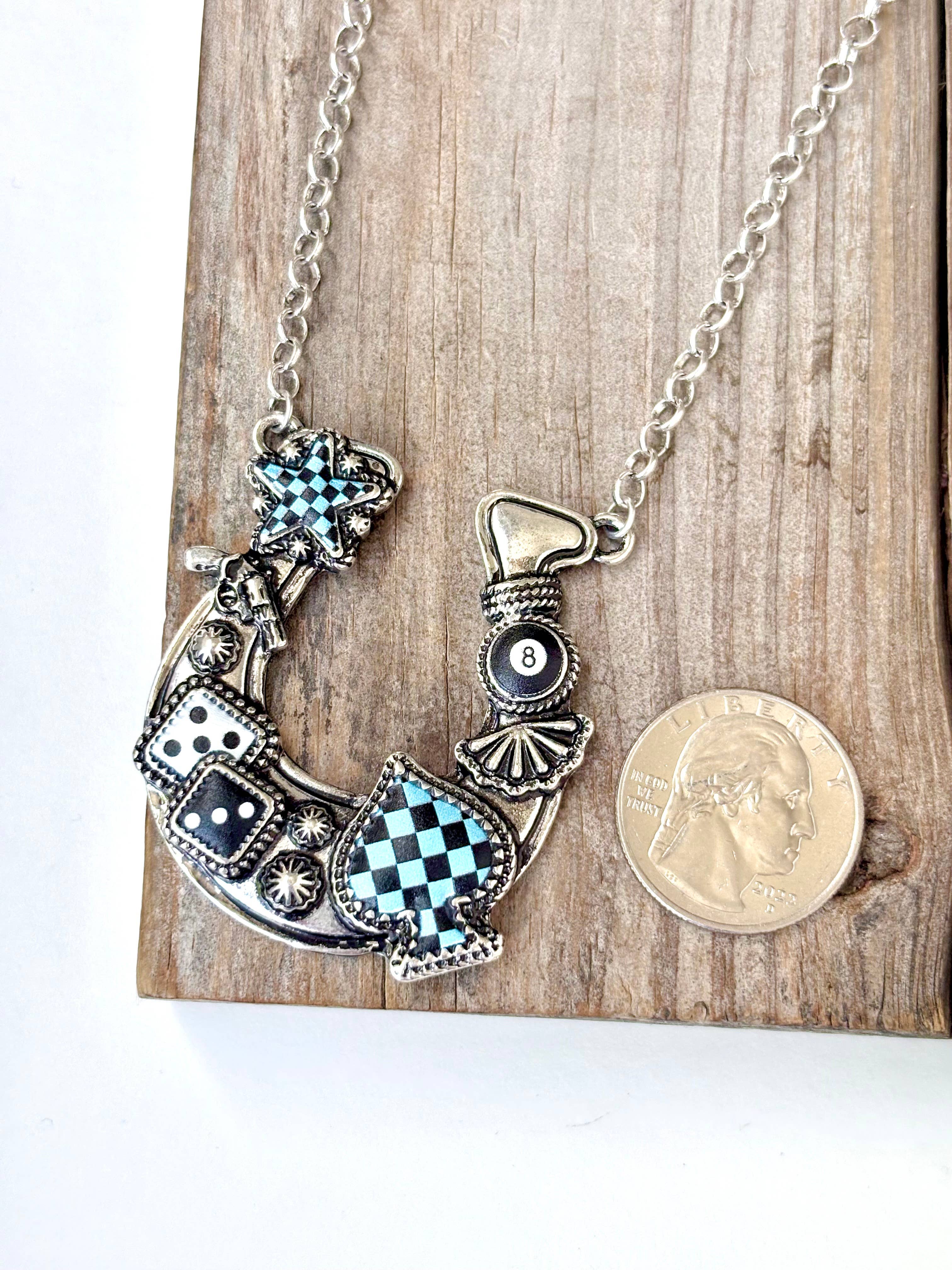 Western Style Horseshoe Checker Lucky Pendant Necklace