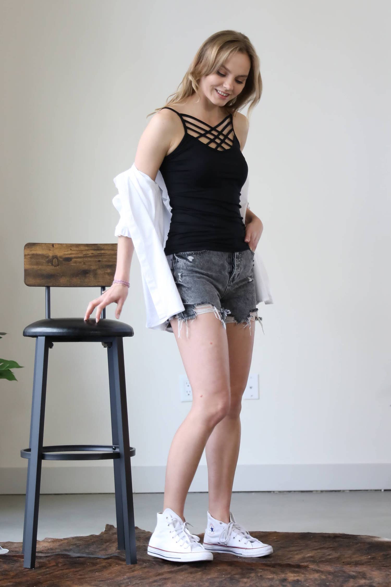 `.Seamless Triple Criss Cross Front Cami