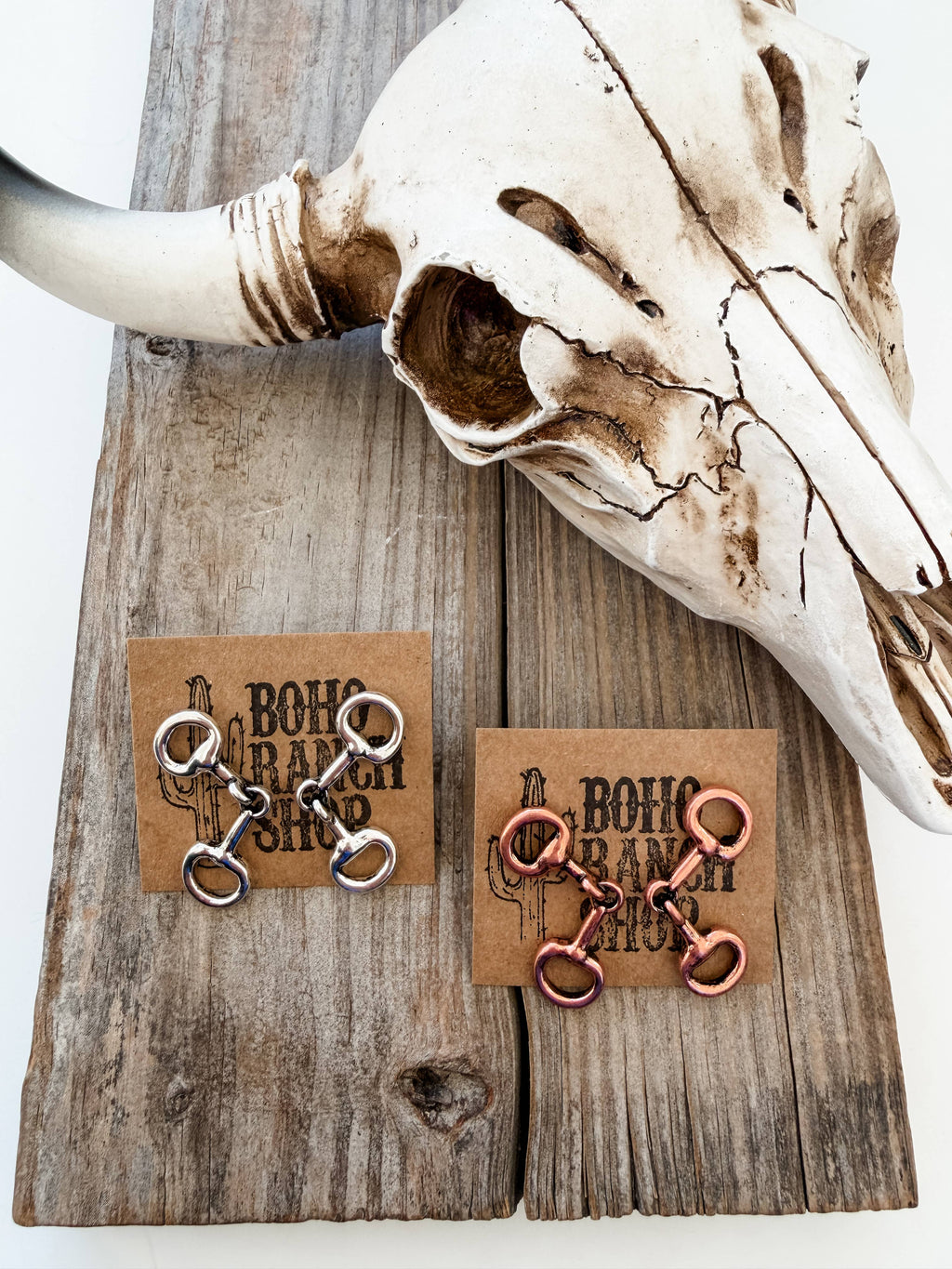 Western Post Horsebit Groove Earrings - silver | Copper