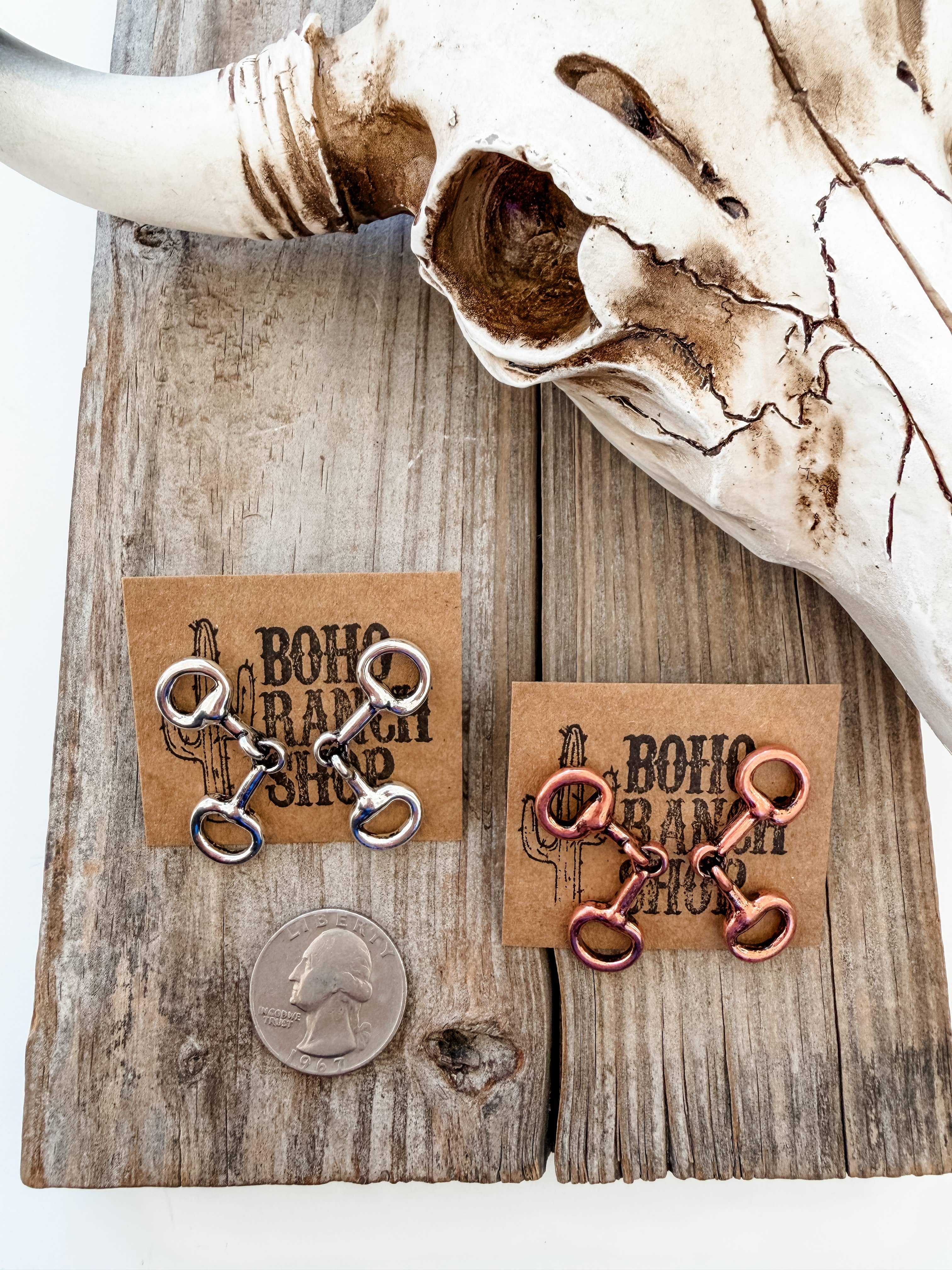 Western Post Horsebit Groove Earrings - silver | Copper