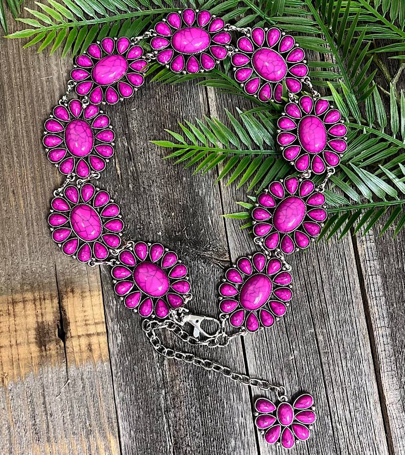MAGENTA MARBLE PATTERN CONCHO BELT . (32"LONG)